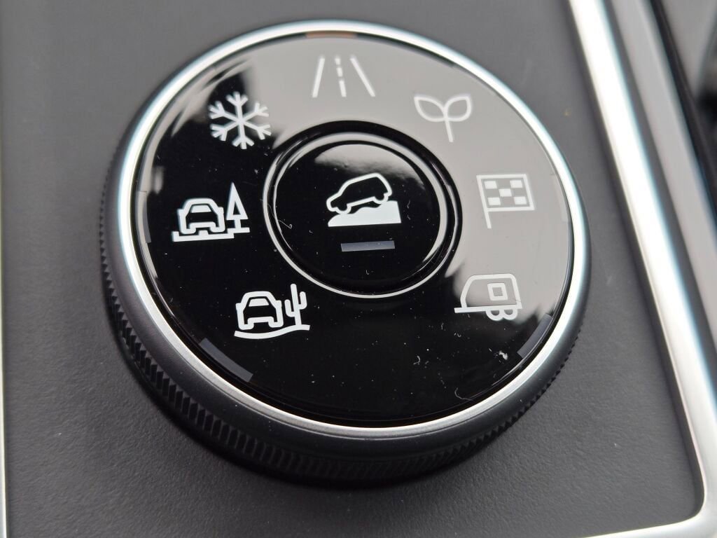 New 2026 Nissan Pathfinder SV AWD/4WD image 26