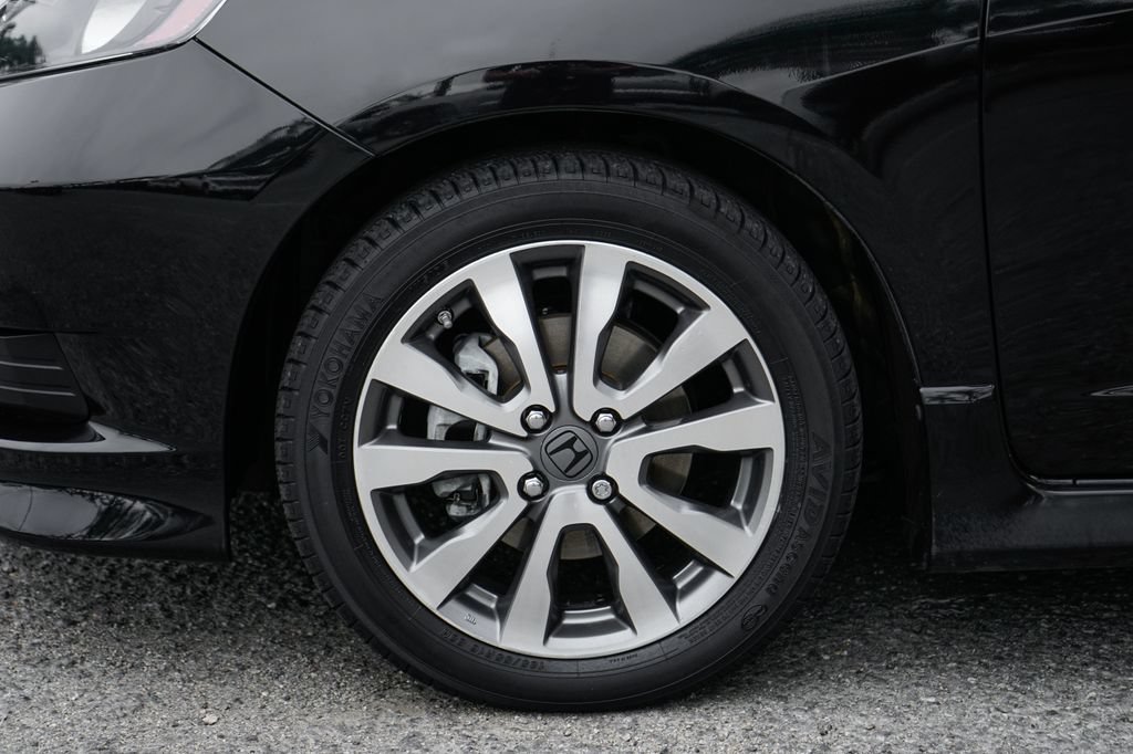 Used 2013 Honda Fit Sport image 35