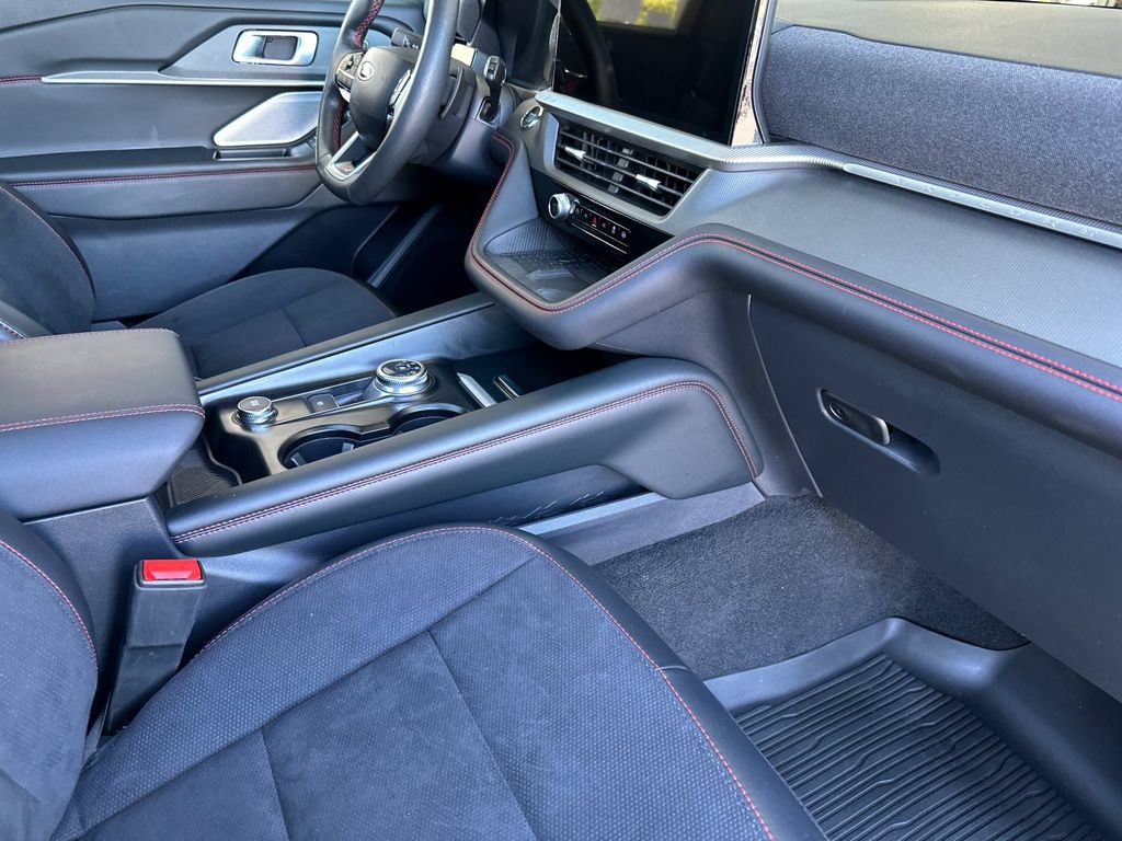 Certified 2025 Ford Explorer ST w/ Sun And Sound Package AWD/4WD image 16