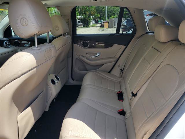 Used 2018 Mercedes-Benz GLC 300 image 12