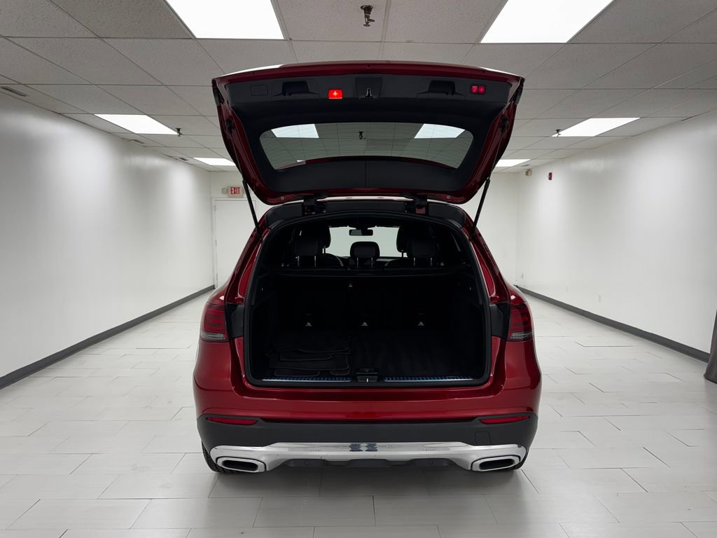 Used 2020 Mercedes-Benz GLC 300 4MATIC image 36