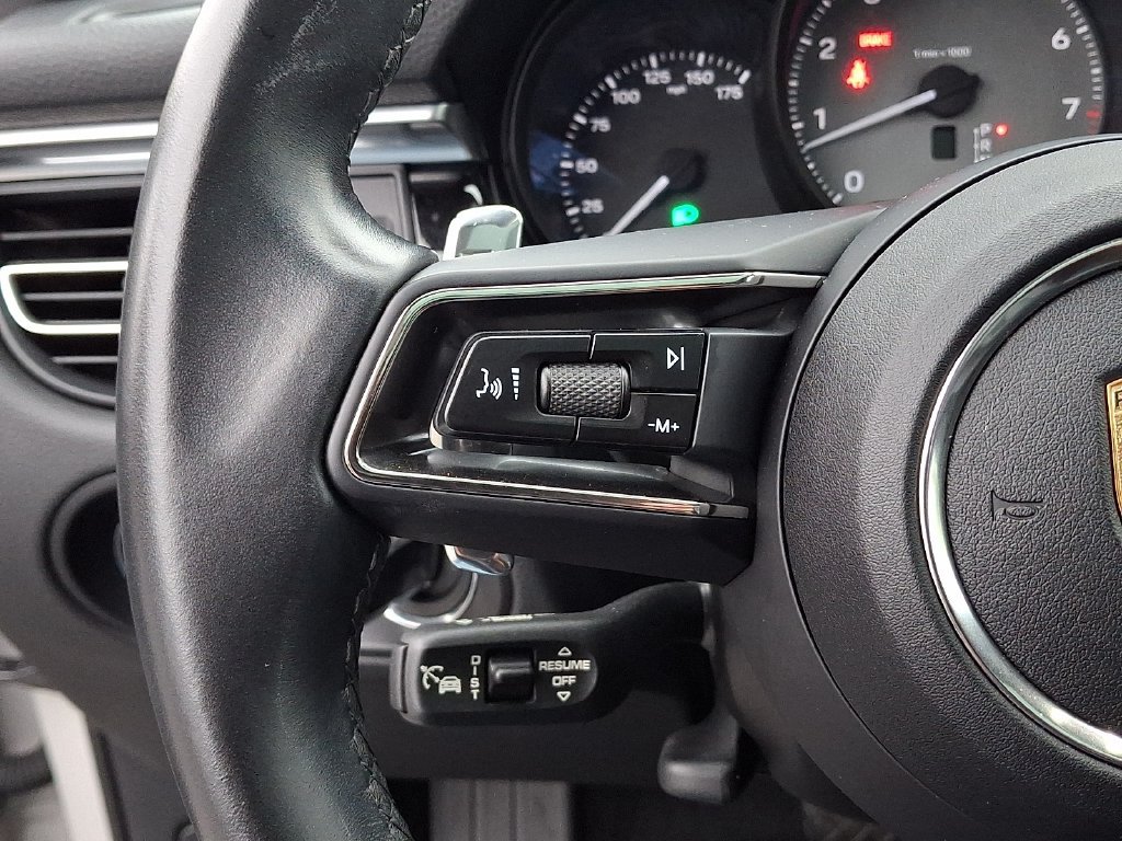 Used 2024 Porsche Macan S AWD/4WD image 23