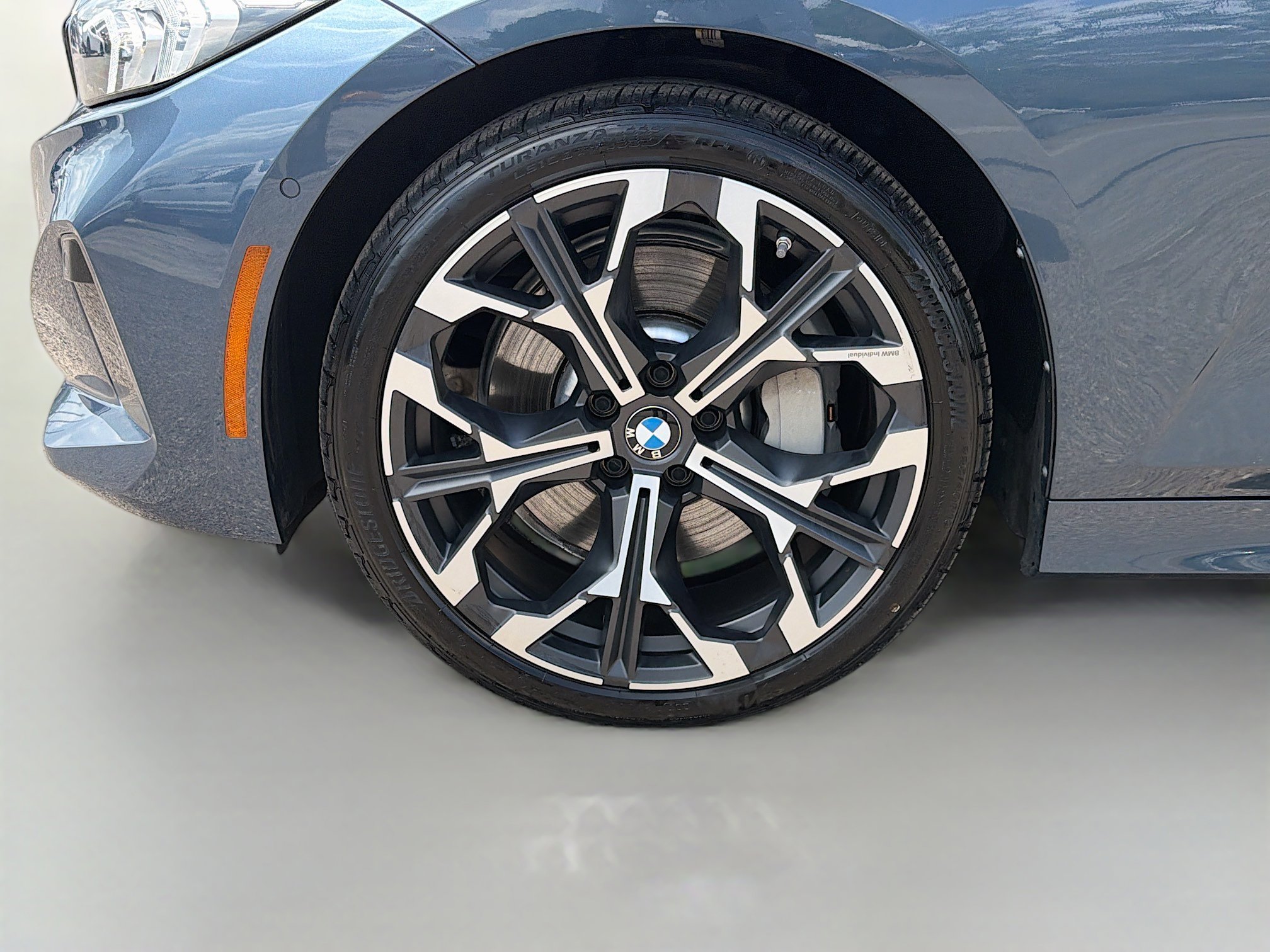 Used 2025 BMW 330i Sedan RWD image 42
