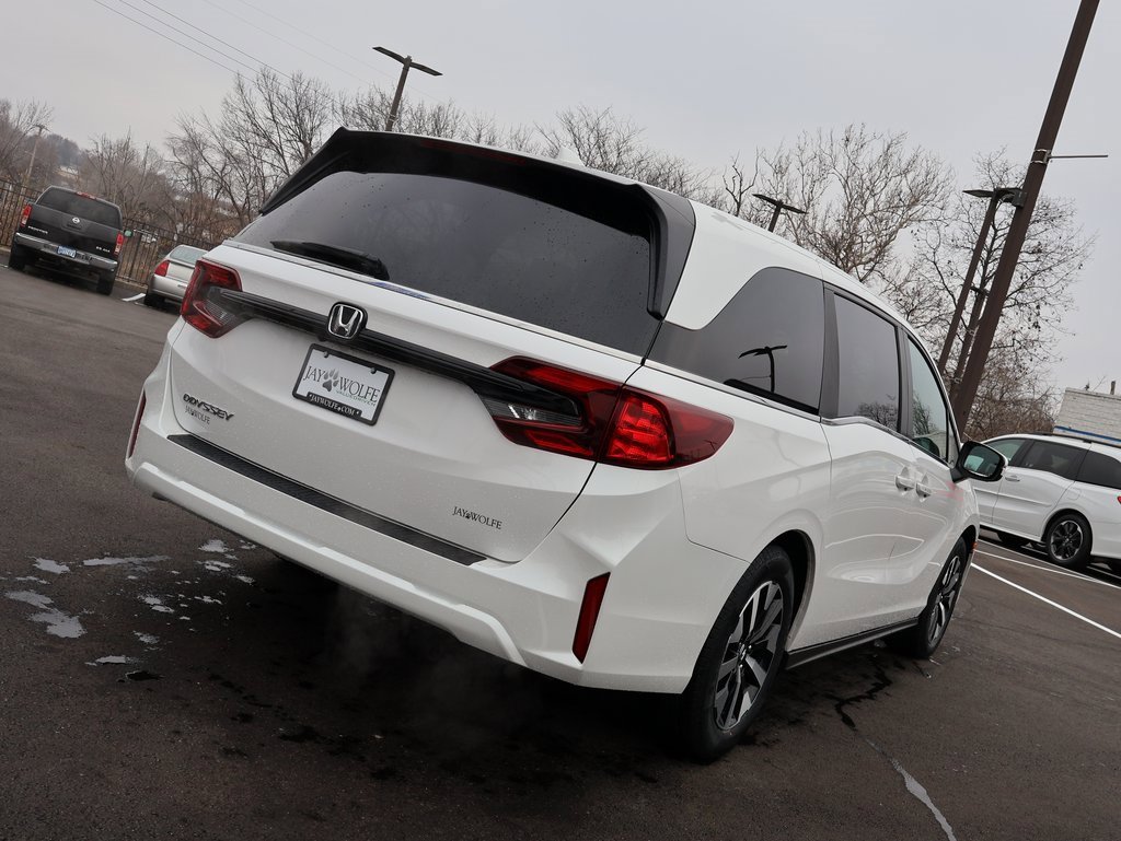 Certified 2025 Honda Odyssey EX-L image 7
