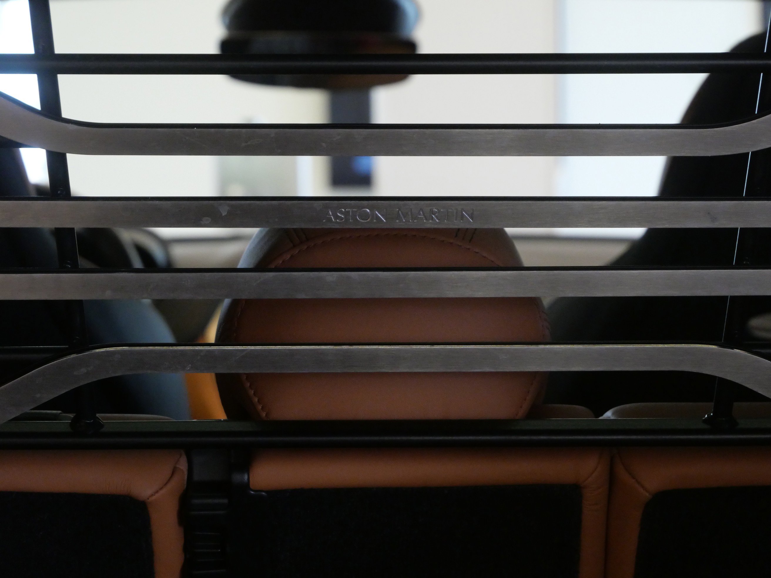 Used 2023 Aston Martin DBX image 25