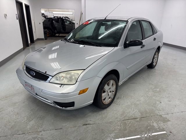 Used 2006 Ford Focus ZX4 Sedan image 4