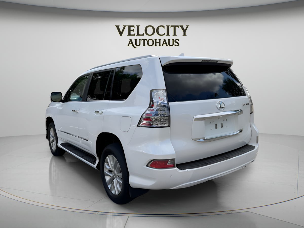 Used 2017 Lexus GX 460 Premium w/ Premium Package AWD/4WD image 5
