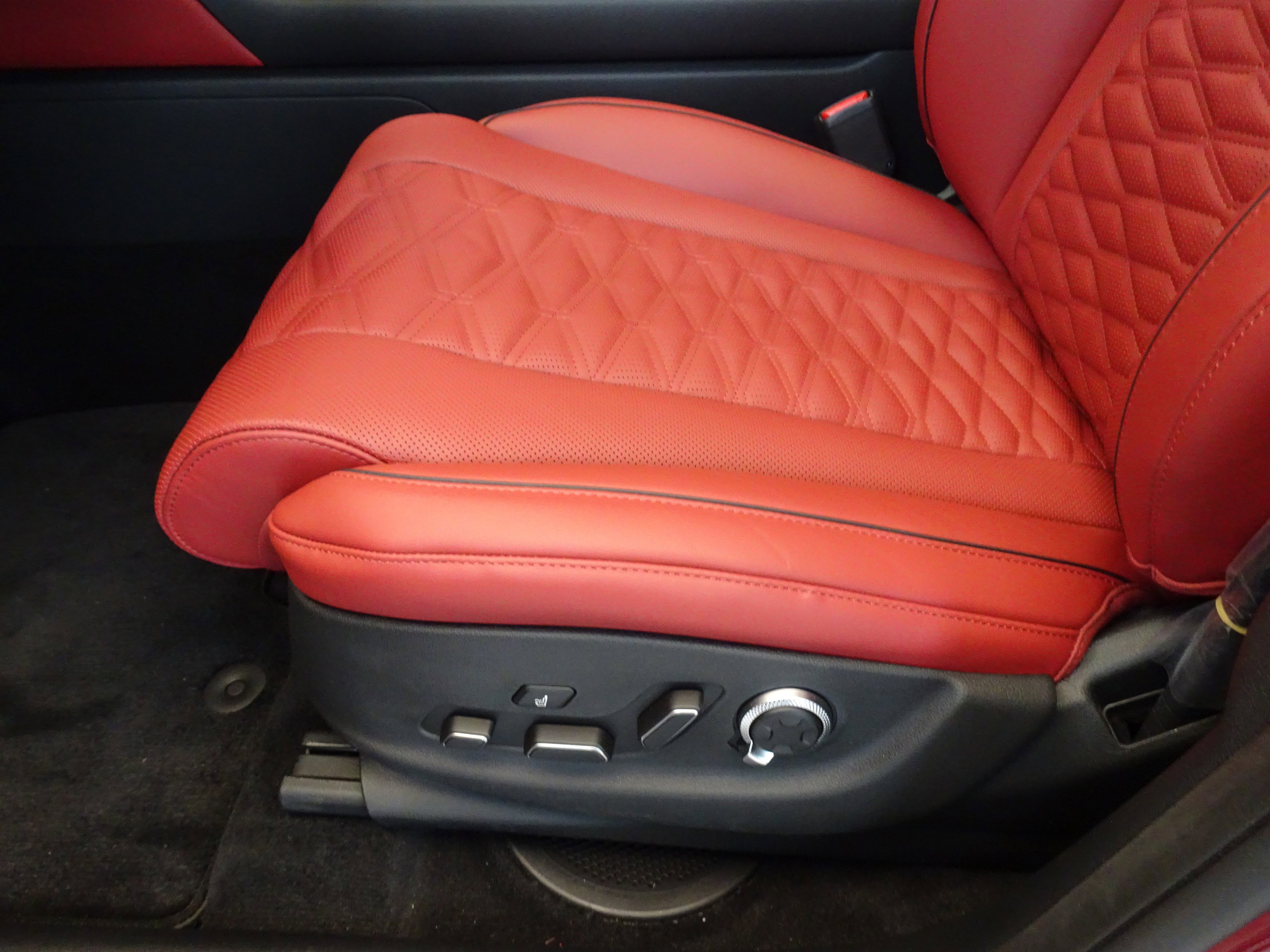 New 2026 Genesis GV80 3.5T e-SC image 9