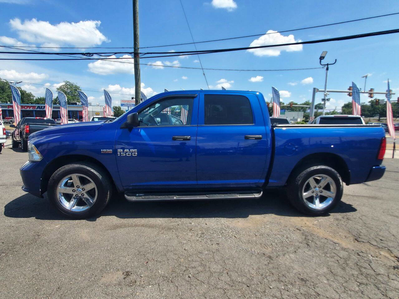 Used 2015 RAM 1500 Express AWD/4WD image 2