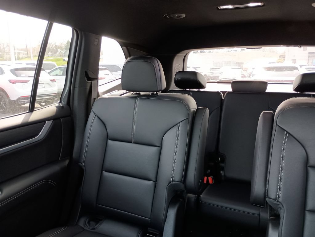 New 2026 GMC Acadia Elevation w/ Elevation Premium Package FWD image 12