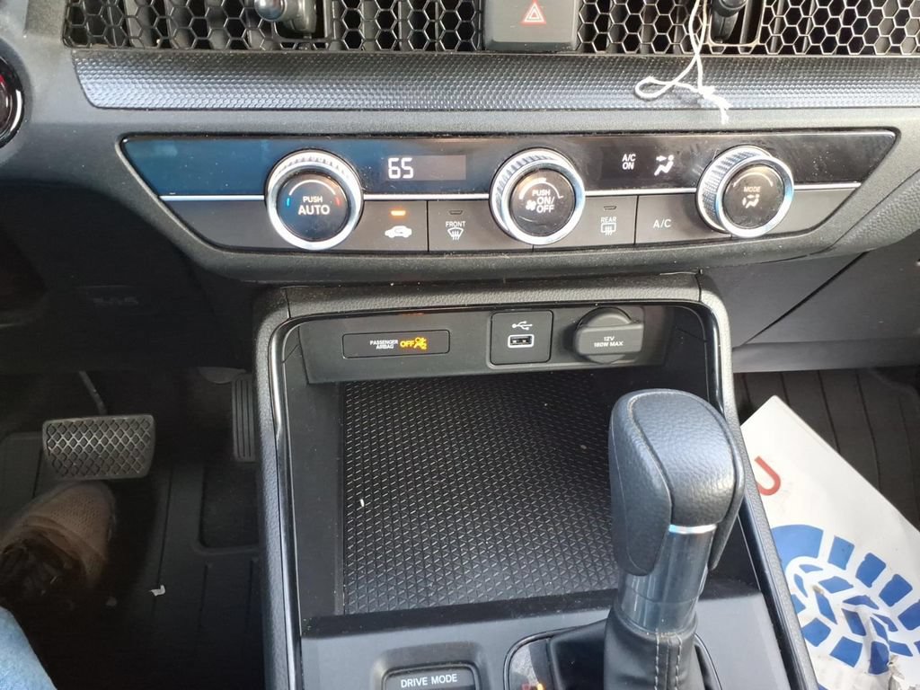Used 2025 Honda CR-V LX image 14