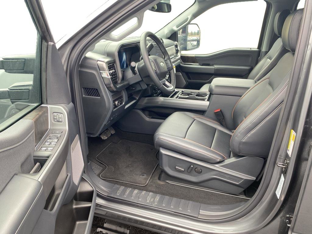 New 2026 Ford F350 Lariat w/ Lariat Premium Package image 6