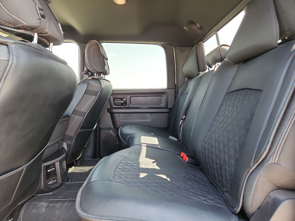 Used 2024 RAM 2500 Tradesman w/ Chrome Appearance Group AWD/4WD image 11