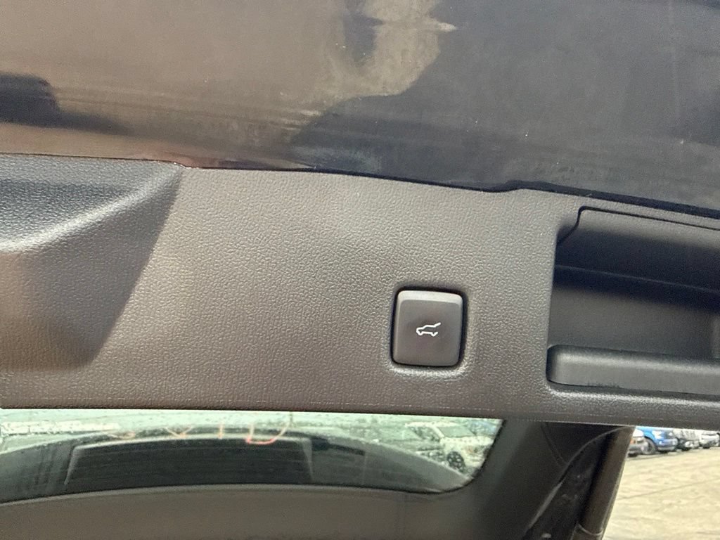 Used 2024 Ford Escape Platinum AWD/4WD image 10