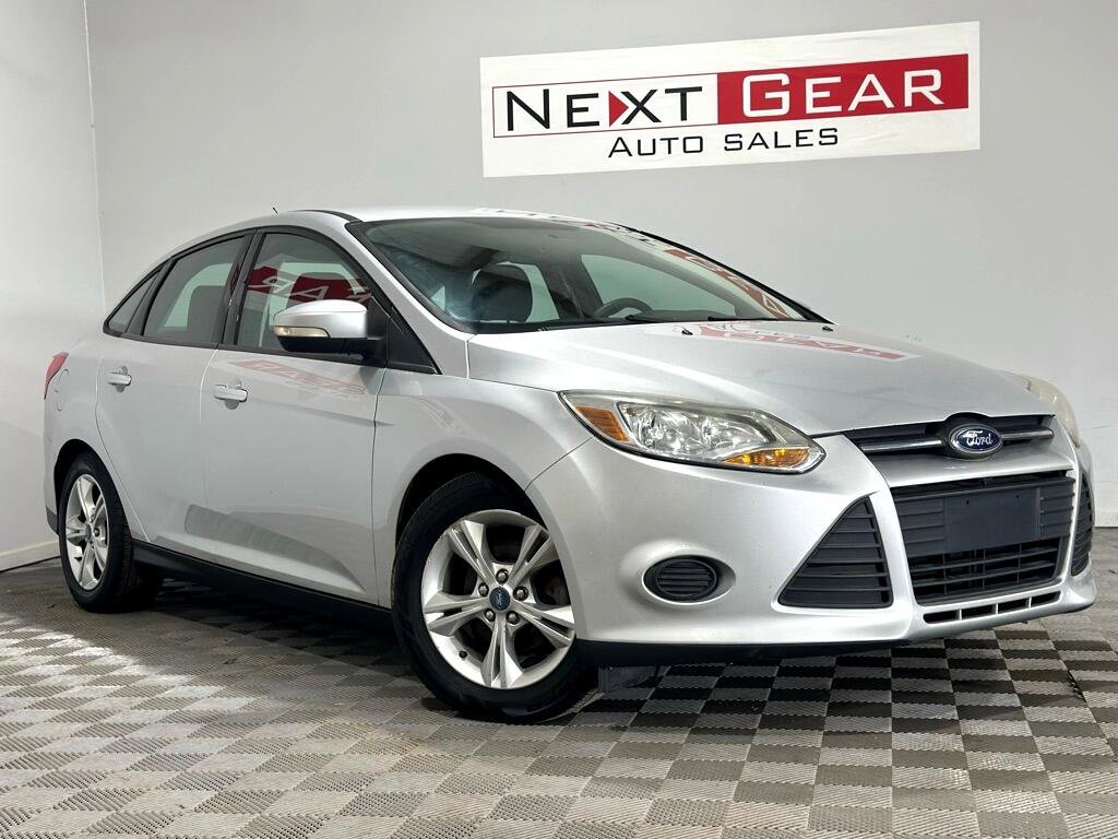 Used 2014 Ford Focus SE w/ SE Winter Package