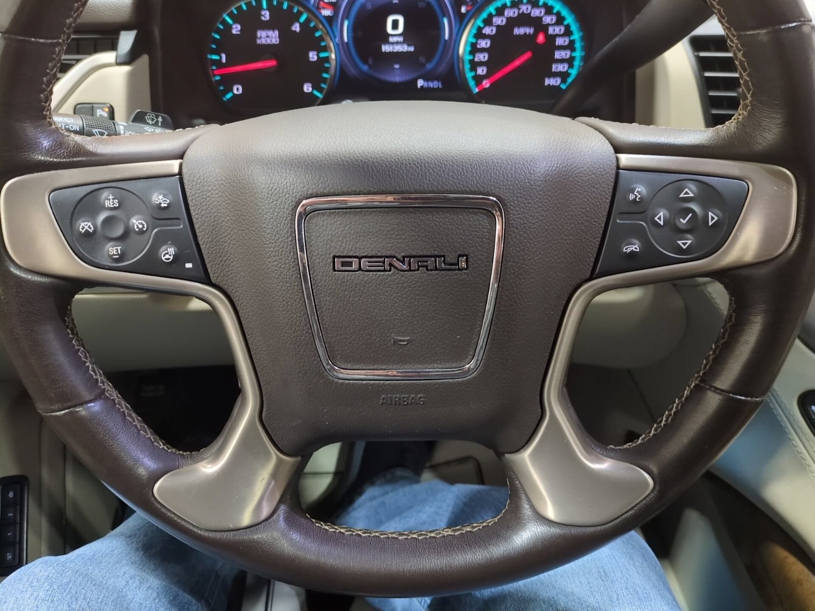 Used 2019 GMC Yukon Denali w/ Open Road Package AWD/4WD image 24
