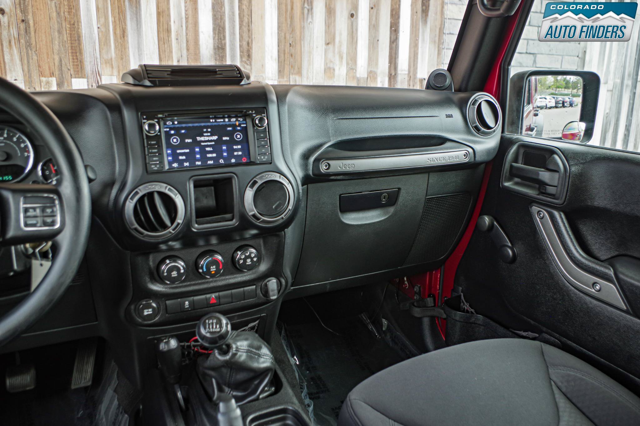 Used 2013 Jeep Wrangler Unlimited Sport w/ Max Tow Pkg AWD/4WD image 16