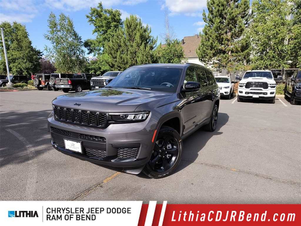 New 2025 Jeep Grand Cherokee L Laredo
