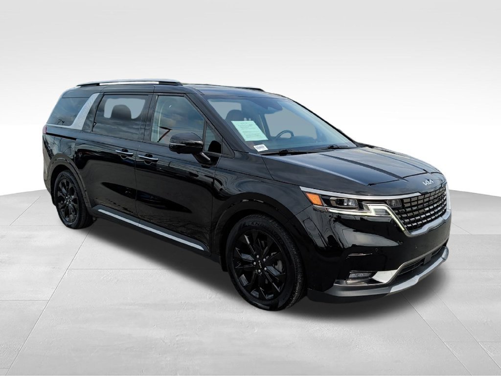 Used 2023 Kia Carnival SX Prestige FWD image 3