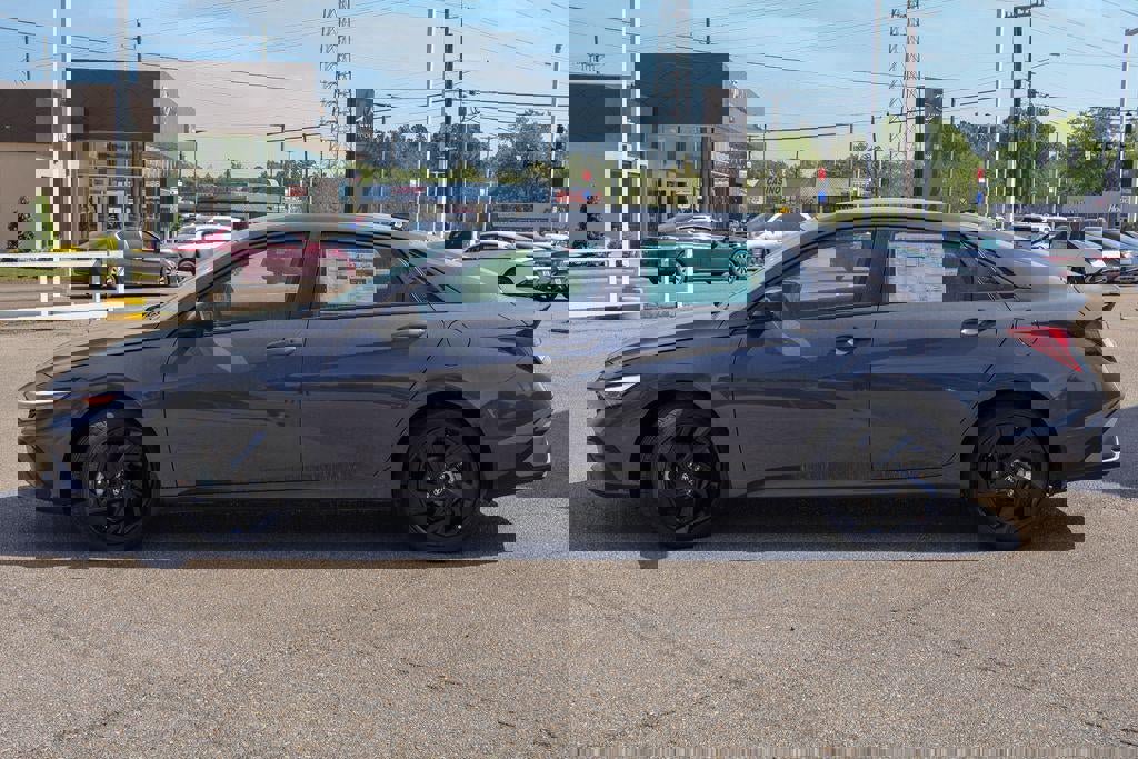 New 2026 Hyundai Elantra Sport image 29