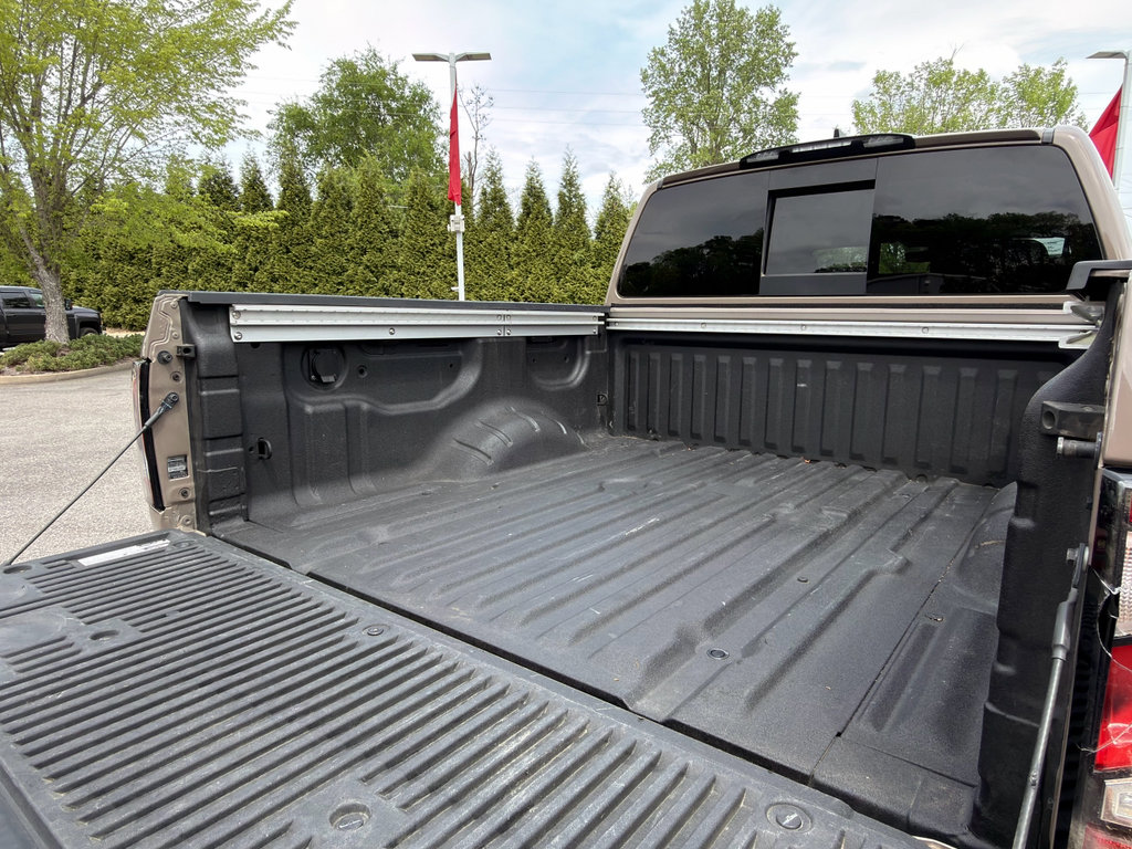 Used 2023 Nissan Titan PRO-4X w/ Pro-4x Convenience Package image 21