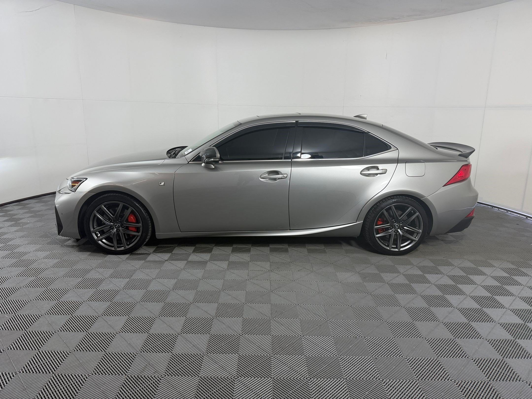 Used 2019 Lexus IS 300 F Sport w/ F Sport Package RWD image 2
