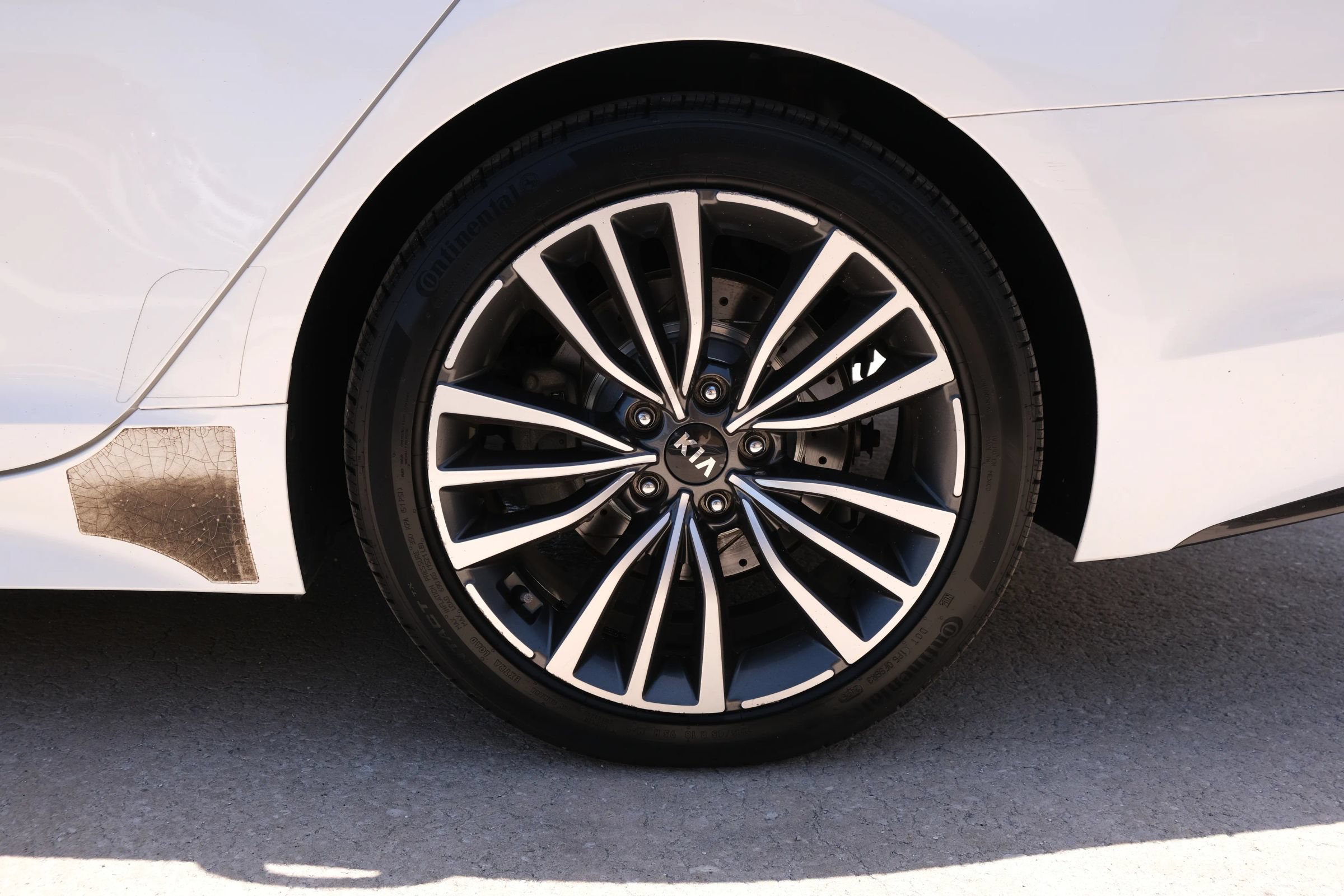 Used 2018 Kia Stinger Premium RWD image 18