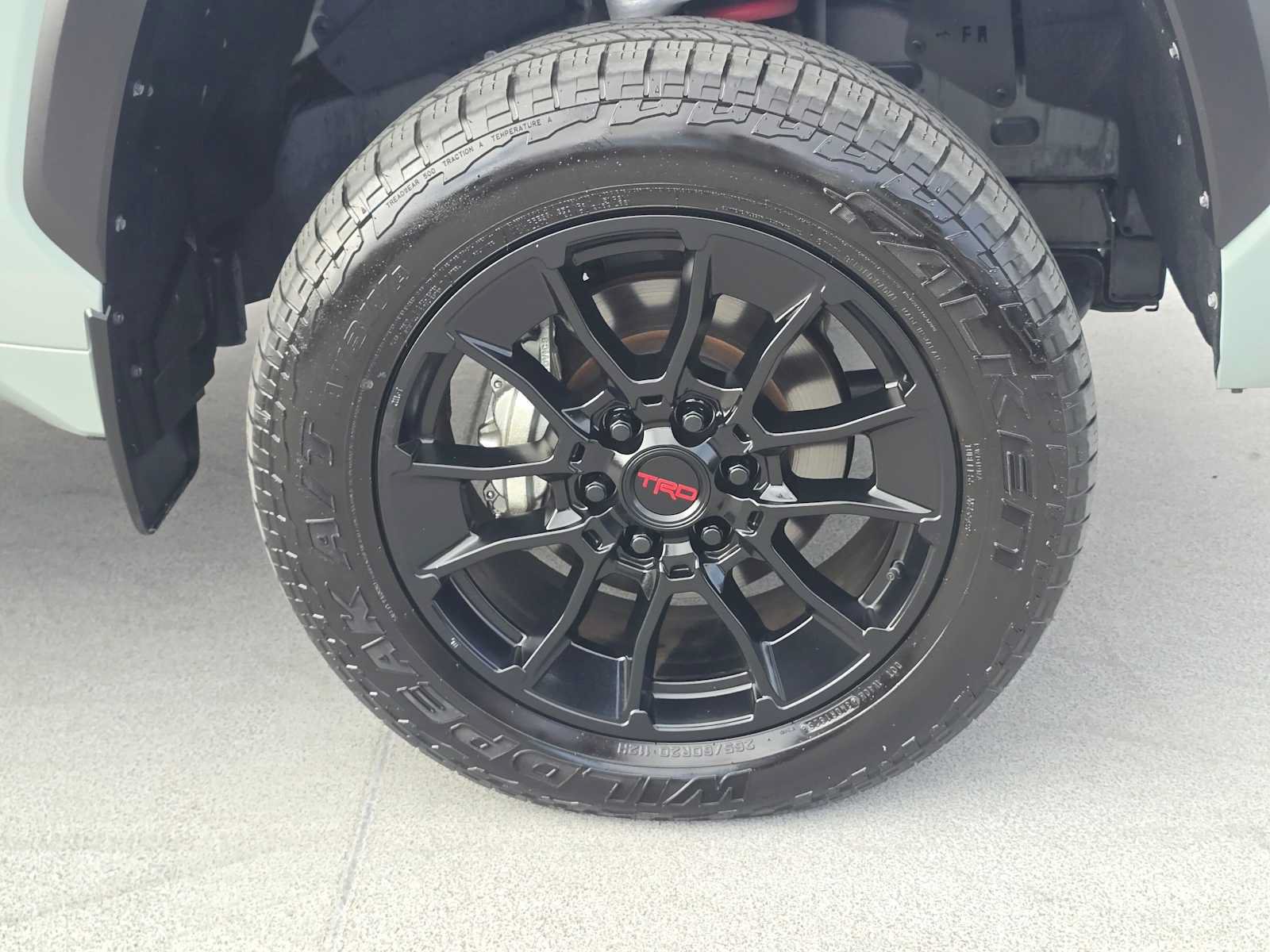 Certified 2025 Toyota Tundra Limited AWD/4WD image 9