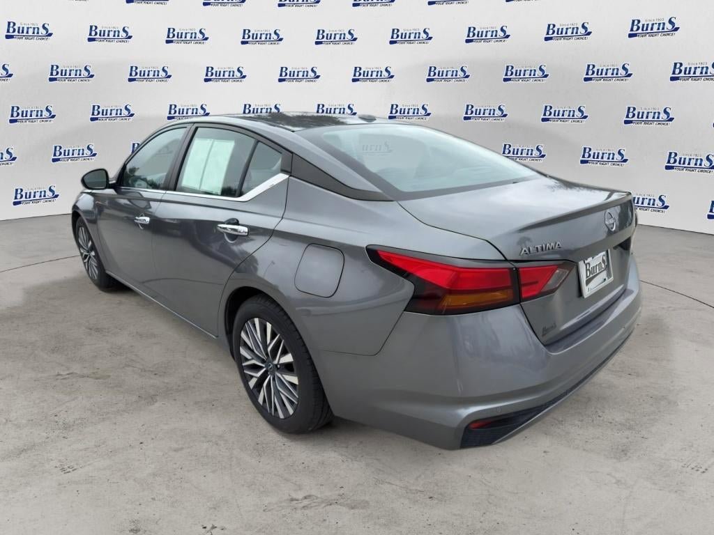 Used 2024 Nissan Altima 2.5 SV FWD image 5