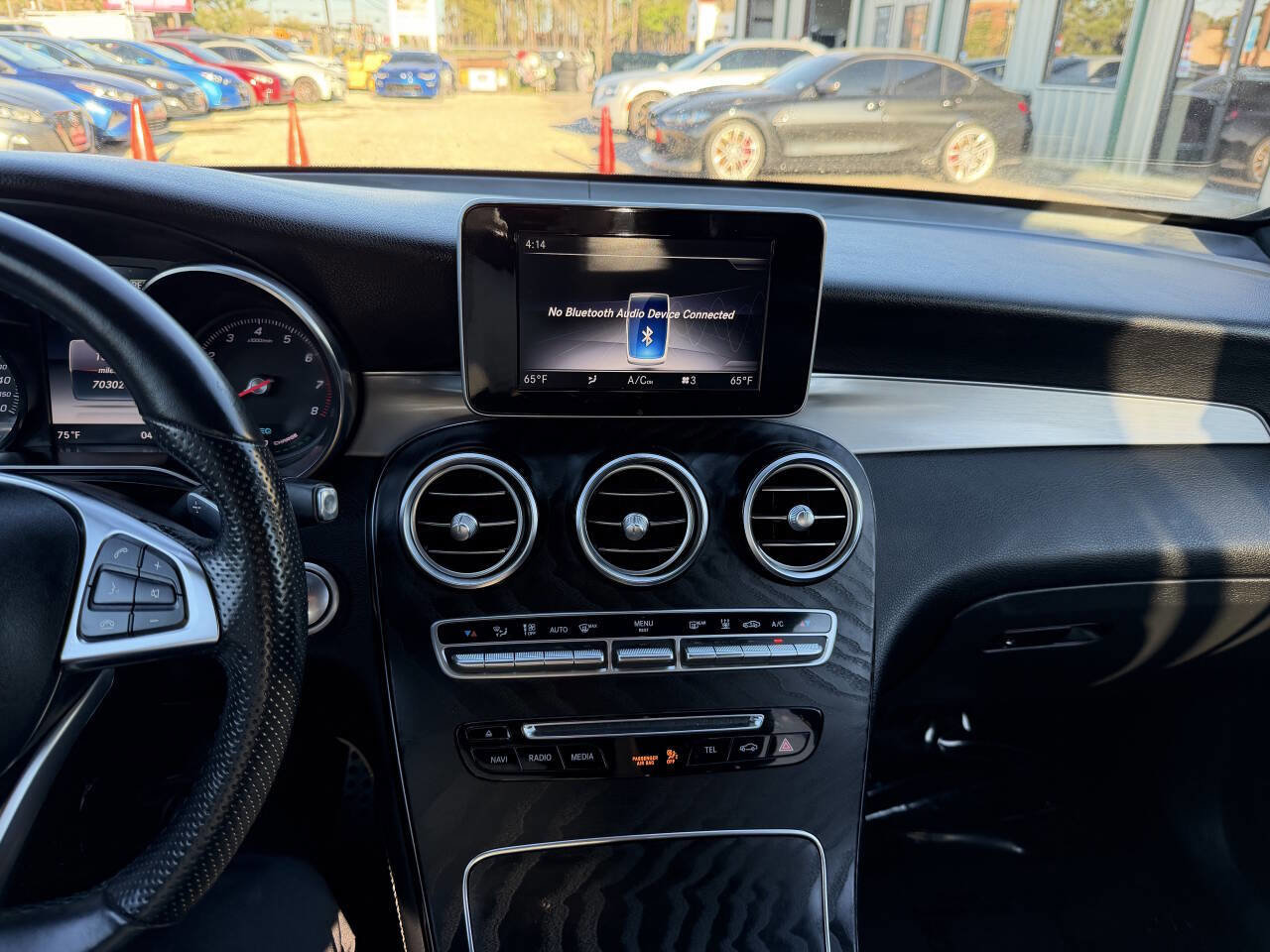 Used 2019 Mercedes-Benz GLC 350e 4MATIC w/ AMG Line image 16