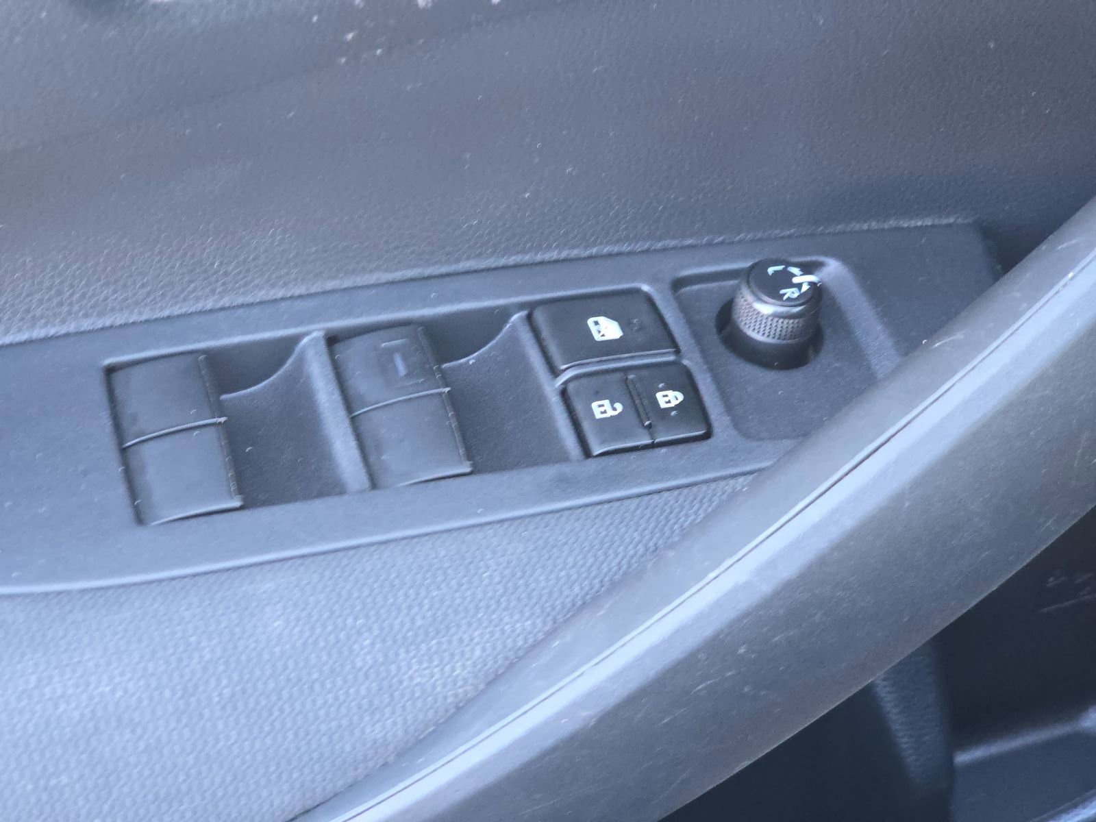 Used 2021 Toyota Corolla LE image 34