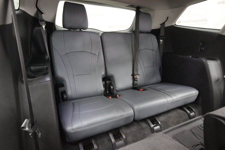 Used 2019 Buick Enclave Essence image 24