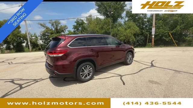 Used 2019 Toyota Highlander XLE AWD/4WD image 8