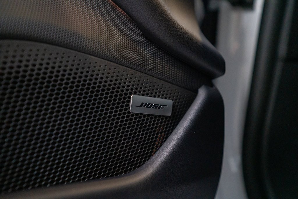 New 2025 Porsche Taycan image 23