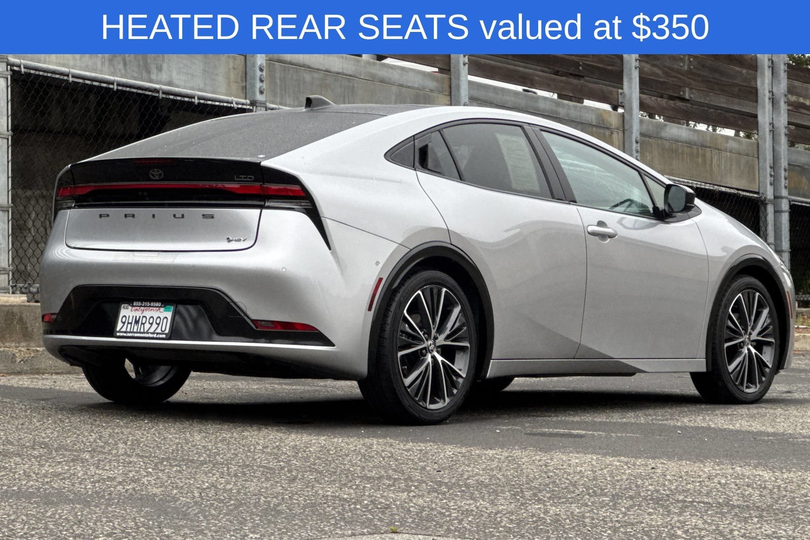 Used 2023 Toyota Prius Limited w/ Limited Premium Package FWD image 5