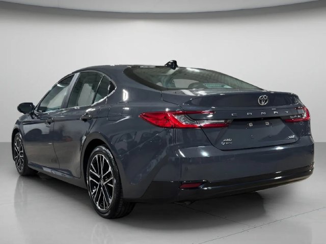 Used 2026 Toyota Camry XLE w/ Premium Plus Package AWD/4WD image 6