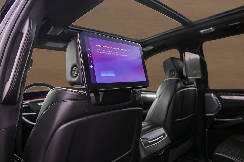 Certified 2025 Cadillac Escalade Sport Platinum w/ LPO, ONYX Package image 27