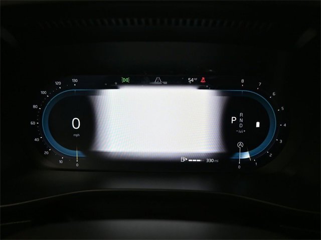 Used 2024 Volvo XC40 B5 Plus w/ Climate Package image 26