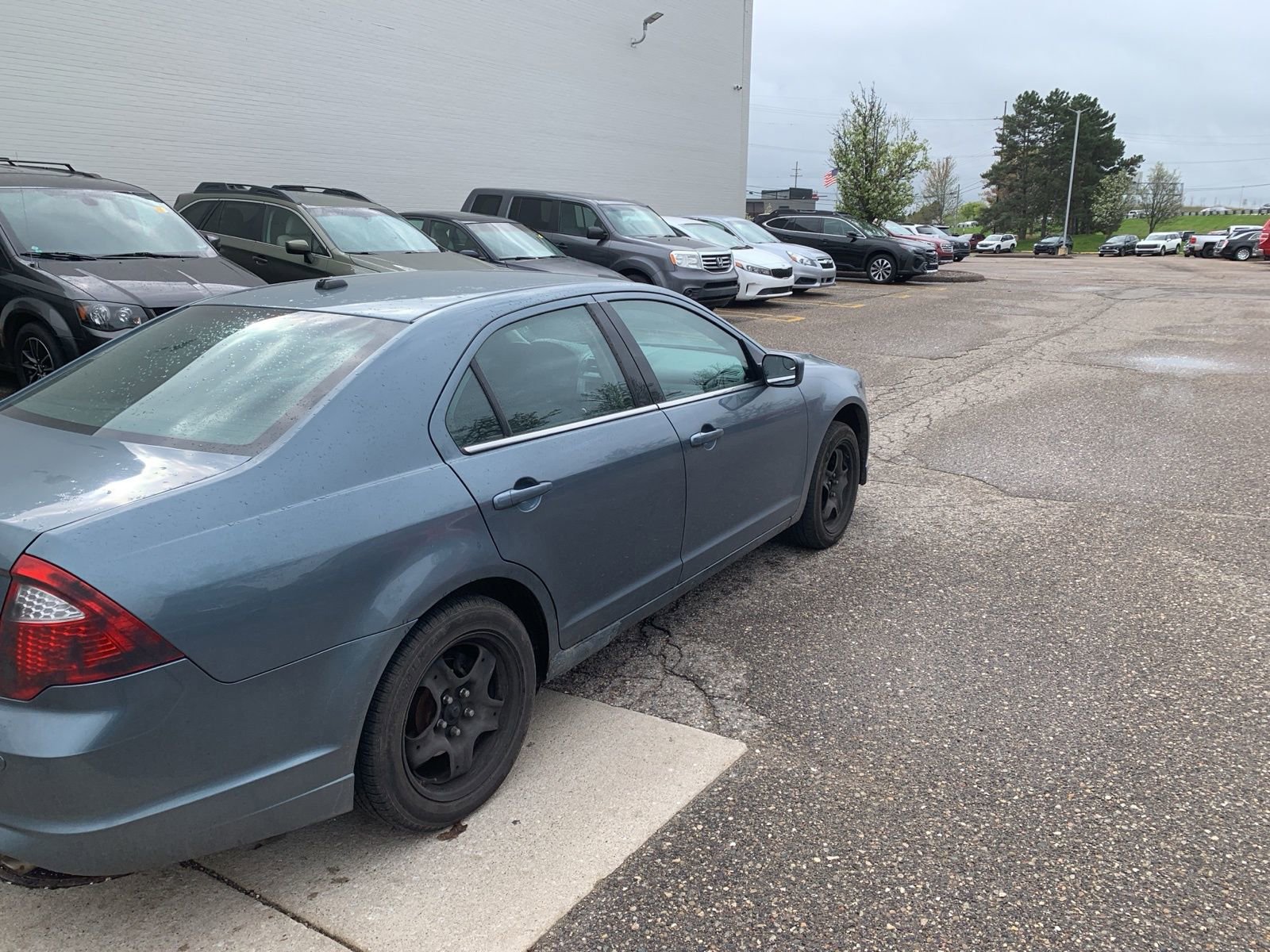 Used 2011 Ford Fusion SE FWD image 5