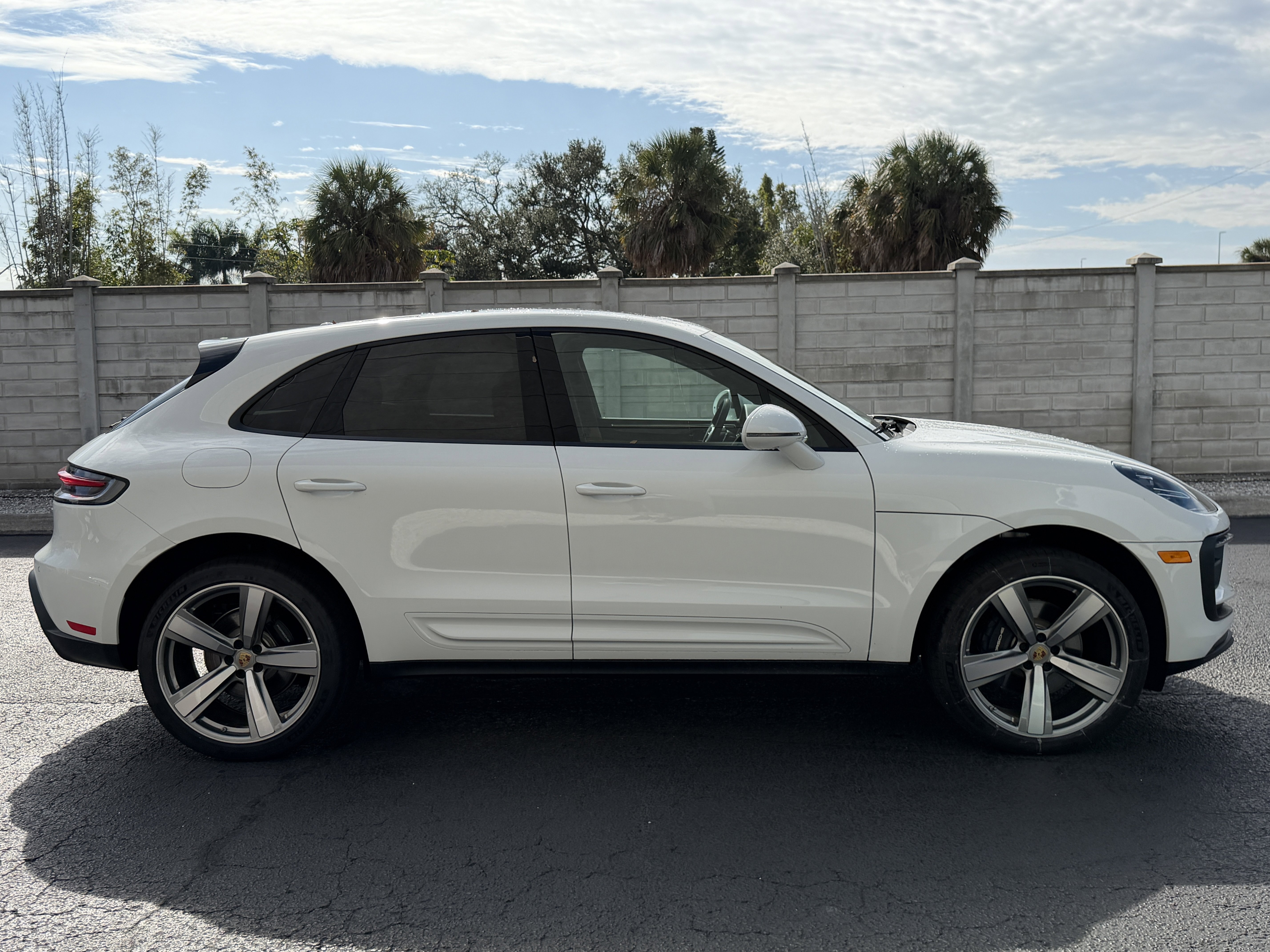 New 2025 Porsche Macan image 6