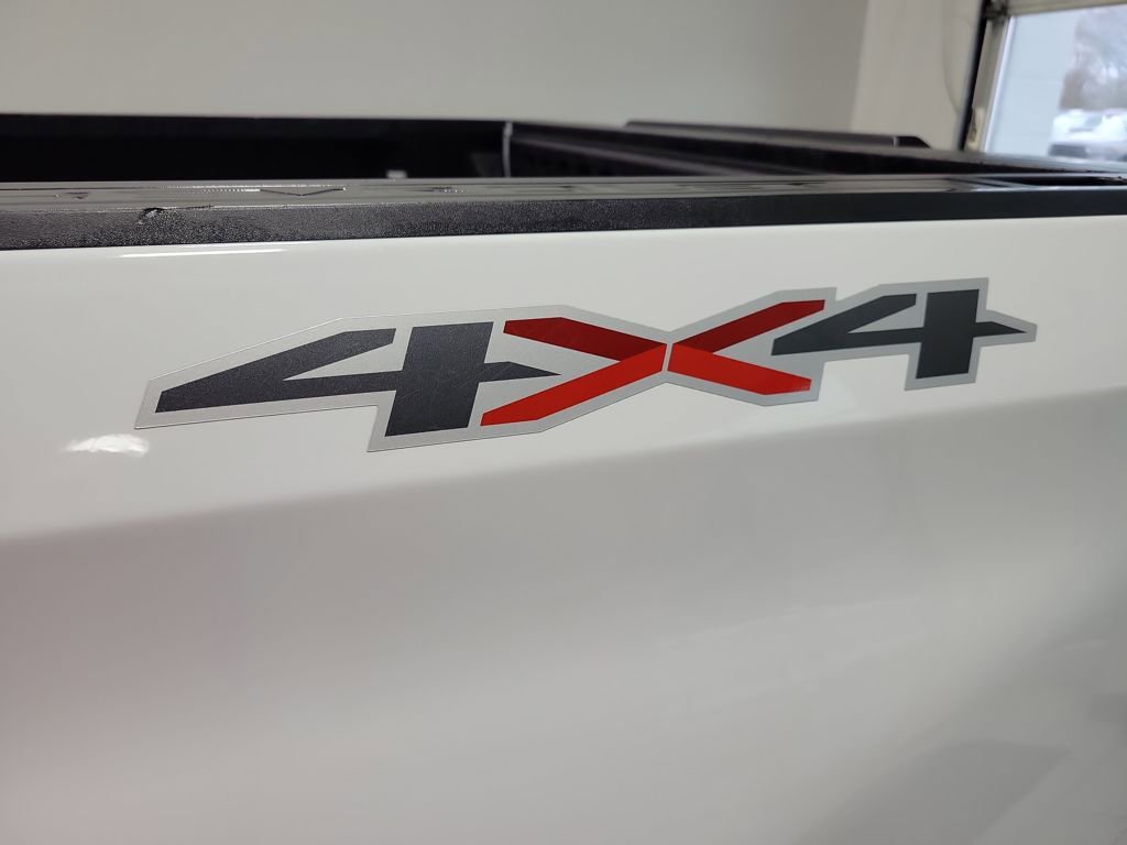 Used 2022 Chevrolet Silverado 1500 LT AWD/4WD image 28