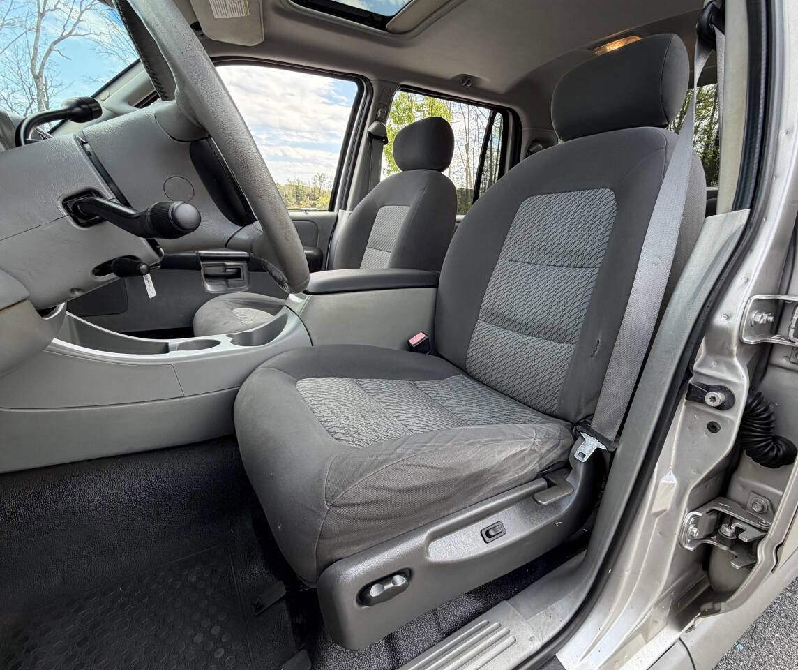 Used 2003 Ford Explorer Sport Trac XLT RWD image 15