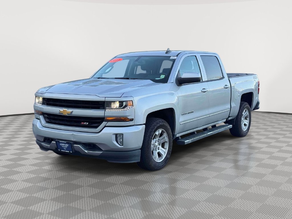 Used 2018 Chevrolet Silverado 1500 LT w/ All Star Edition AWD/4WD image 4