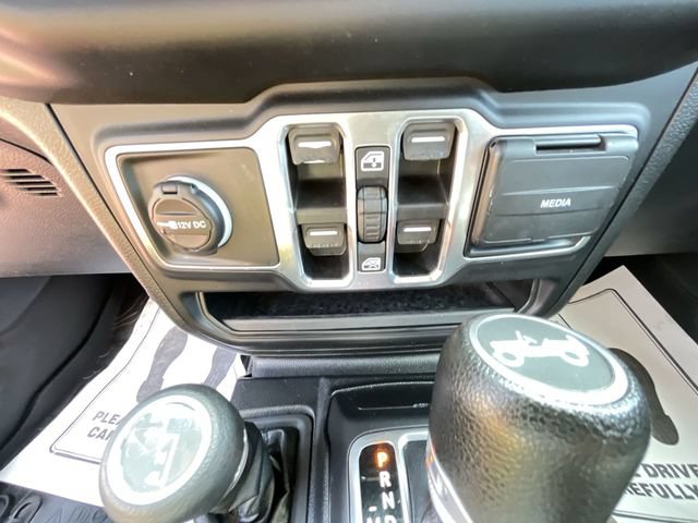 Used 2020 Jeep Wrangler Unlimited Sport S AWD/4WD image 23