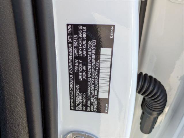 New 2026 Volvo XC40 B5 Ultra w/ Climate Package image 15