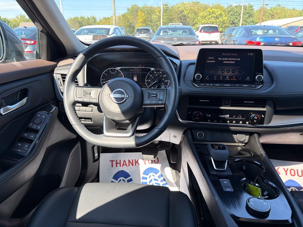 Used 2023 Nissan Rogue SV w/ SV Premium B Package AWD/4WD image 18