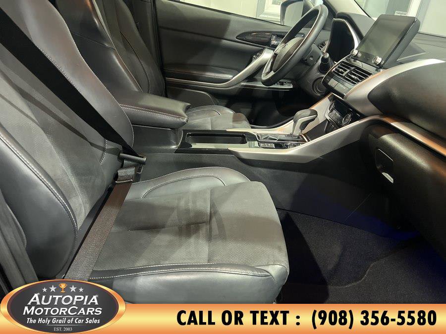 Used 2022 Mitsubishi Eclipse Cross SE image 11