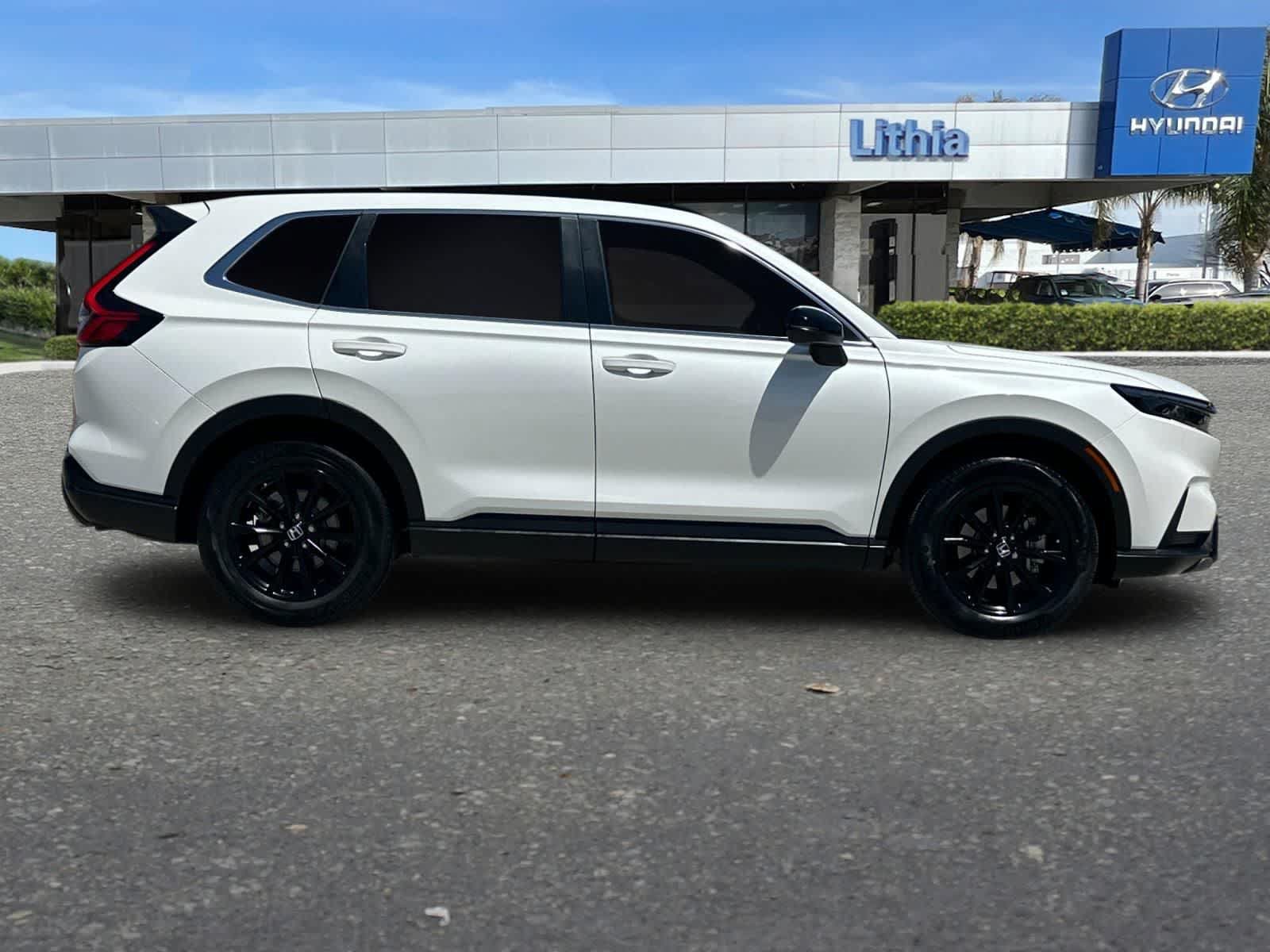 Used 2024 Honda CR-V Sport image 9