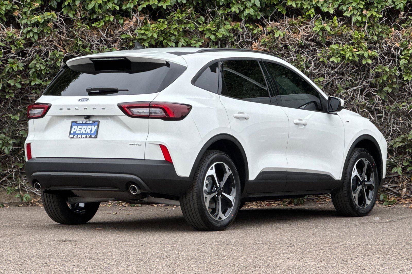 New 2025 Ford Escape ST-Line Select image 4