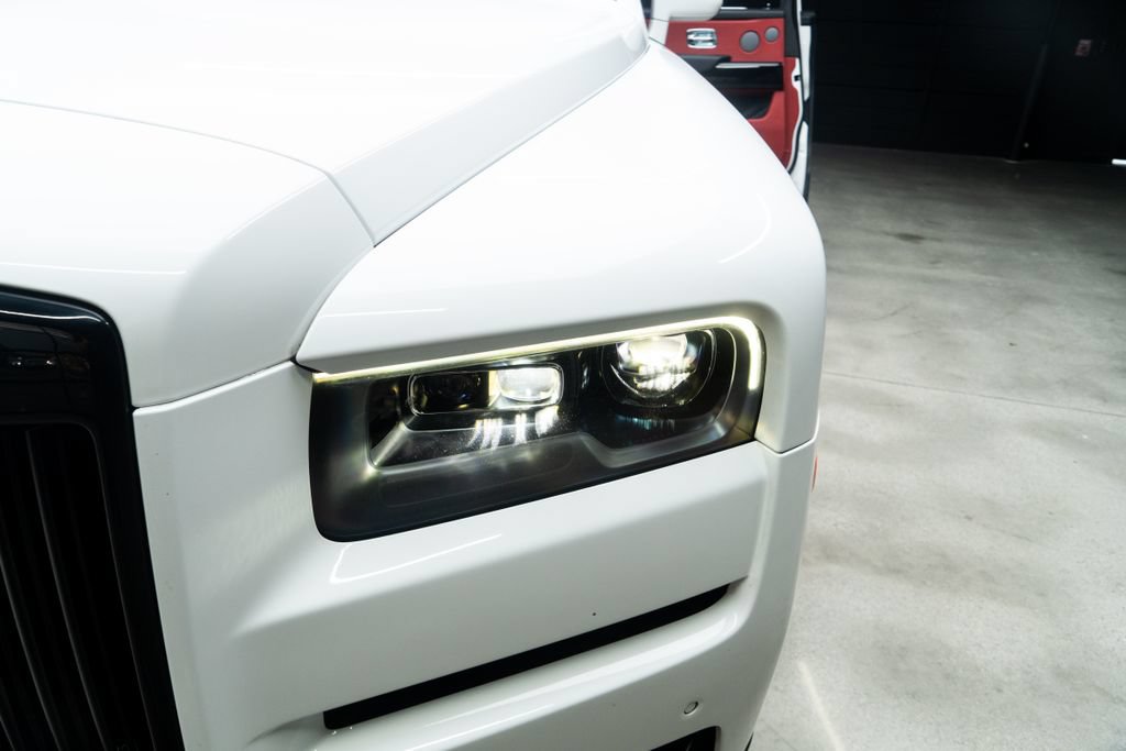 Used 2022 Rolls-Royce Cullinan AWD/4WD image 5